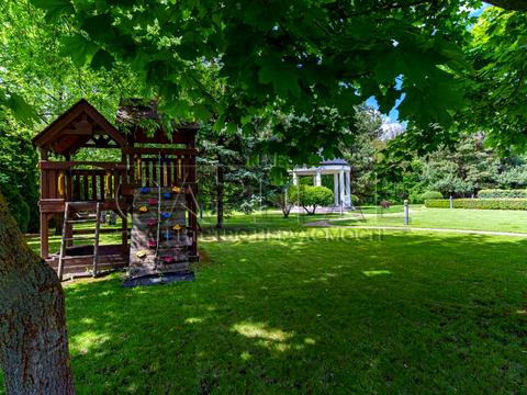 будинок за адресою Лісова