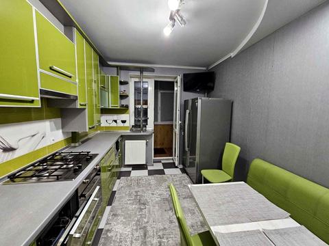 квартира за адресою Дмитра Майбороди вул. (Збишка), 2а