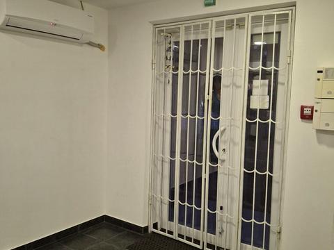 комерційна за адресою Героїв Дніпра просп., 22