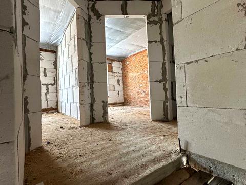 будинок за адресою Володимира Івасюка вул.