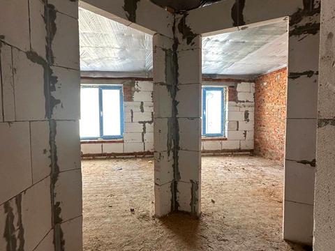 будинок за адресою Володимира Івасюка вул.