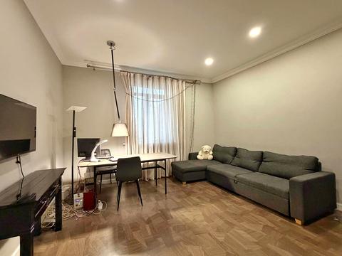 квартира за адресою Дмитра Яворницького просп. (Карла Маркса), 53-А