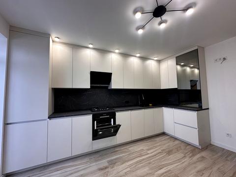 квартира за адресою Юліана Целевича вул., (Будинок)