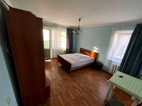 квартира за адресою Одеса, Академіка Корольова вул., 80б