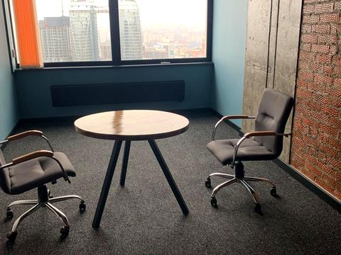 комерційна за адресою Євгена Коновальця вул. (Щорса), 44-А