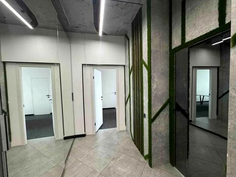 коммерческая по адресу Евгения Коновальца ул. (Щорса), 44-А