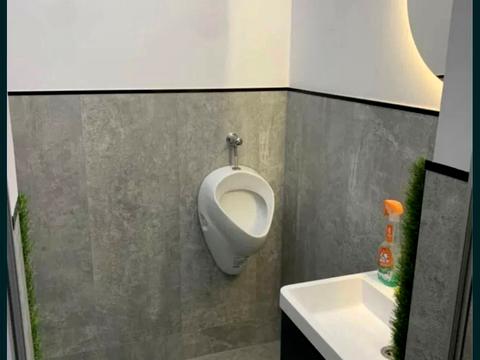 коммерческая по адресу Евгения Коновальца ул. (Щорса), 44-А