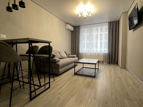 квартира за адресою Князя Романа Мстиславича вул. (Генерала Жмаченка), 22