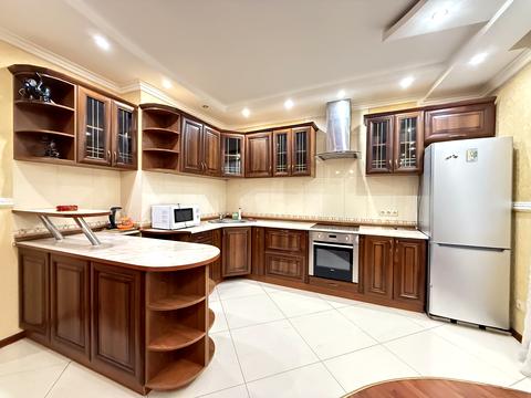 квартира по адресу Днепровская набережная ул., 19-В