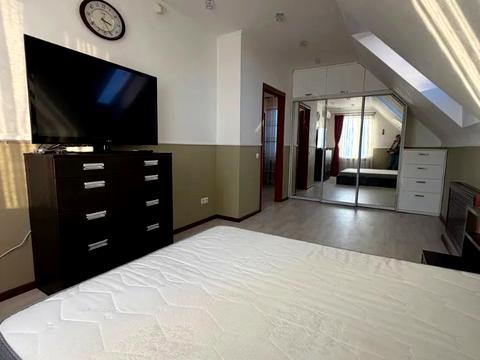 будинок за адресою Золоті Ключі