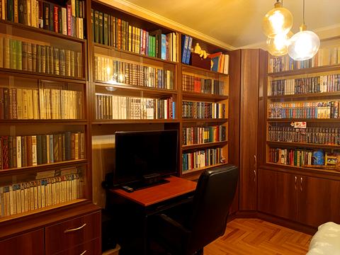 квартира за адресою Героїв просп., 10