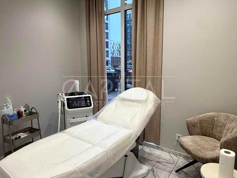 коммерческая по адресу Салютная ул., 2б