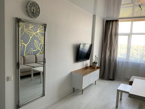 квартира за адресою Рея Бредбері вул., 2