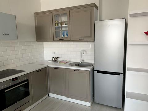 квартира за адресою Рея Бредбері вул., 2