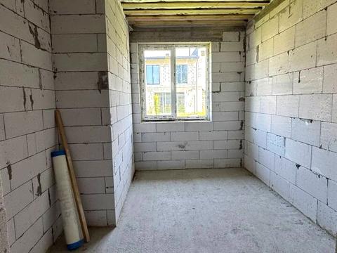 дом по адресу Евгения Плужника ул.