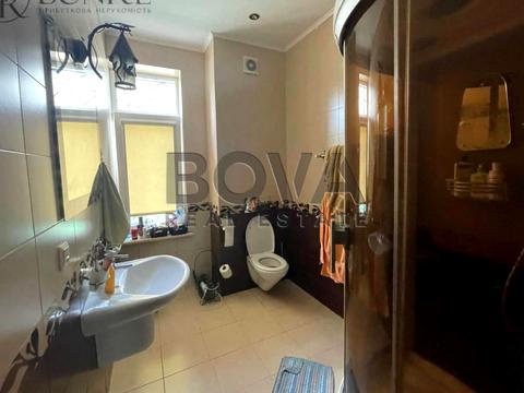 будинок за адресою Київ, Огіркова вул.