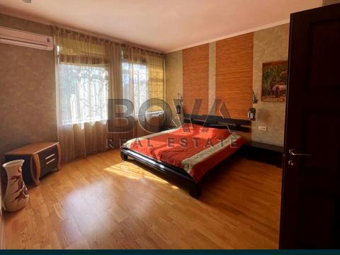 будинок за адресою Київ, Огіркова вул.