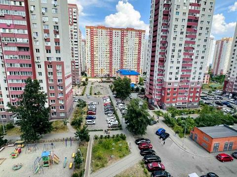 квартира по адресу Софии Русовой ул., 1