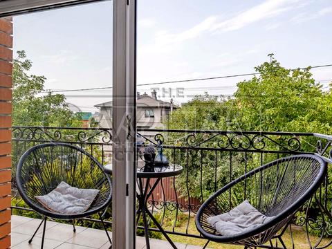 будинок за адресою Юності вул.