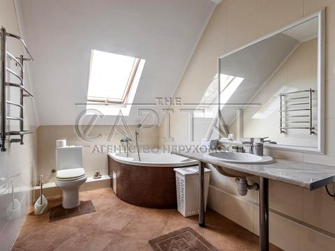 будинок за адресою Юності вул.