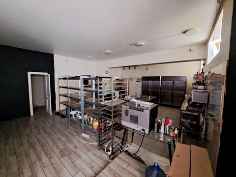 комерційна за адресою Богдана Хмельницького вул., 12