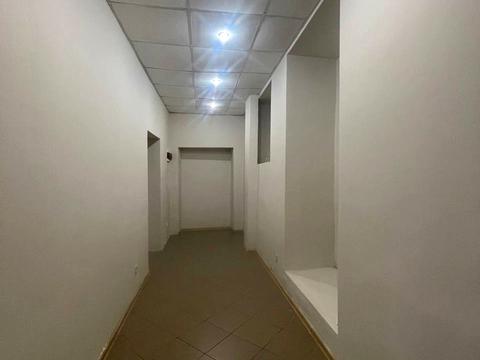 комерційна за адресою Підмурна вул., 24