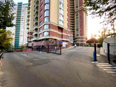 комерційна за адресою Митрополита Василя Липківського вул. (Урицького), 33-А