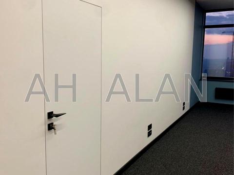 комерційна за адресою Євгена Коновальця вул. (Щорса), 44-А