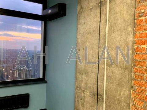 комерційна за адресою Євгена Коновальця вул. (Щорса), 44-А