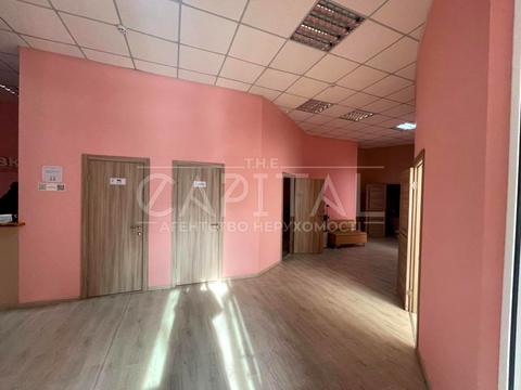 комерційна за адресою Київ, Срібнокільська вул., 12