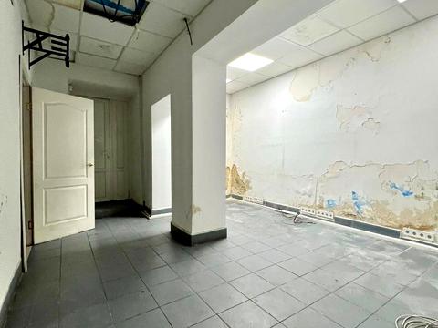 комерційна за адресою Львів, Князя Ярослава Осмомисла пл., 10