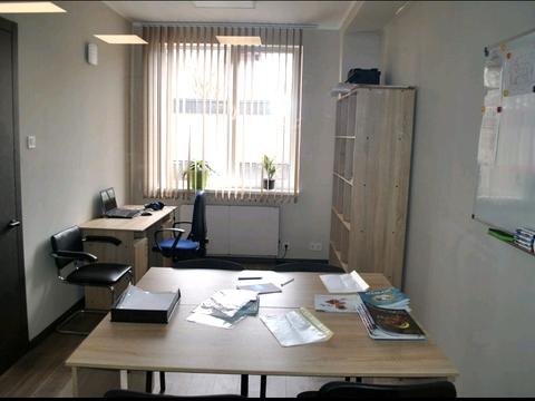 комерційна за адресою Івана Франка вул., 49