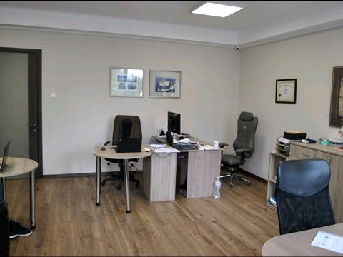 комерційна за адресою Івана Франка вул., 49