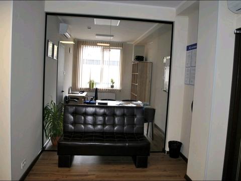 комерційна за адресою Івана Франка вул., 49