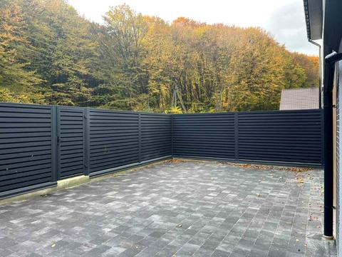 будинок за адресою Миколи Голубця вул. ()