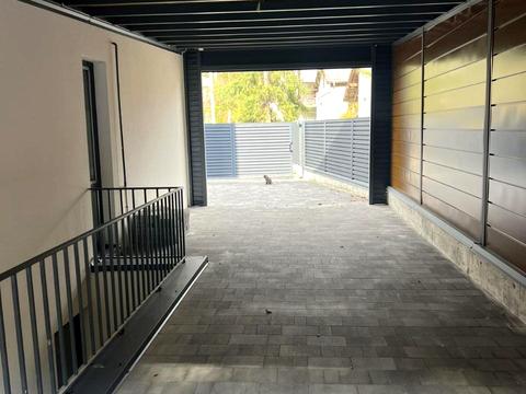 будинок за адресою Миколи Голубця вул. ()