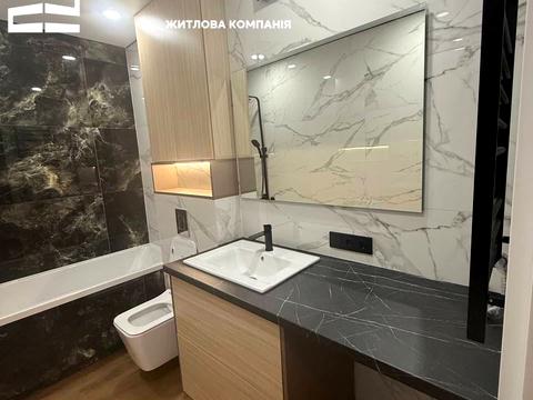 квартира за адресою Височана вул., 18