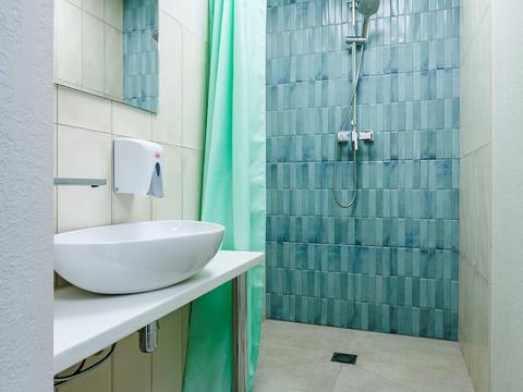 комерційна за адресою 14 Жовтня, 9