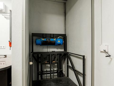 комерційна за адресою 14 Жовтня, 9