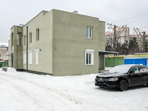 комерційна за адресою 14 Жовтня, 9