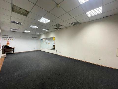 комерційна за адресою Зодчих вул., 20