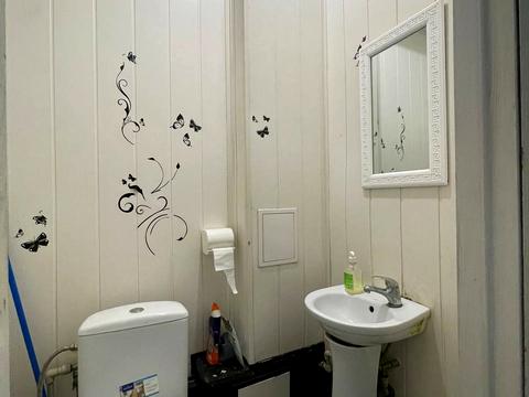 комерційна за адресою Зодчих вул., 20