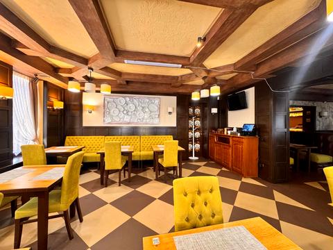 коммерческая по адресу Черновола ул., 80