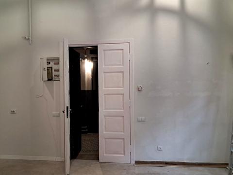 комерційна за адресою Князя Романа вул. (), 12/14