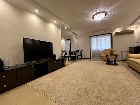 квартира по адресу Декабристов ул., 44