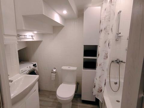 будинок за адресою Квітнева вул.