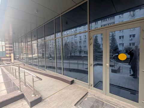 коммерческая по адресу Василия Тютюнника ул. (Анрі Барбюса), 37/1