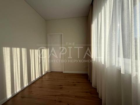 будинок за адресою с. Петропавлівська борщагівка, Паркова