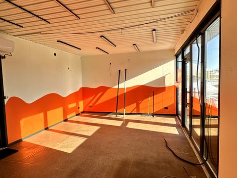 комерційна за адресою Набережна вул., 13