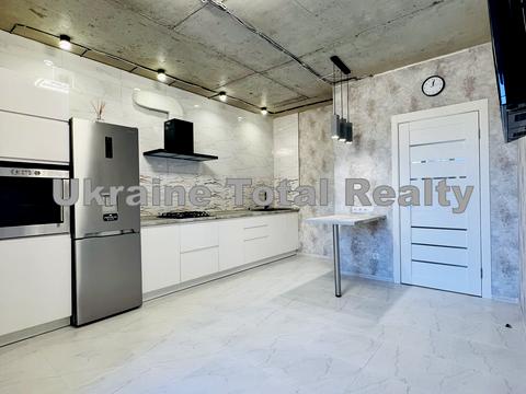 квартира за адресою Свободи вул., 1-С